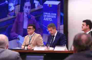  Comissão da Câmara aprova isenção do IR para quem ganha até R$ 5 mil 